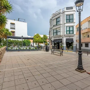 Vinos & Vinilos By H Ayamonte
